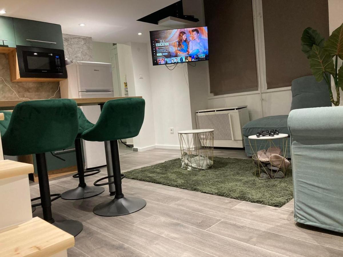 Full Equipment Designed Apartment In The Heart Of Budapest For 4 People Ngoại thất bức ảnh