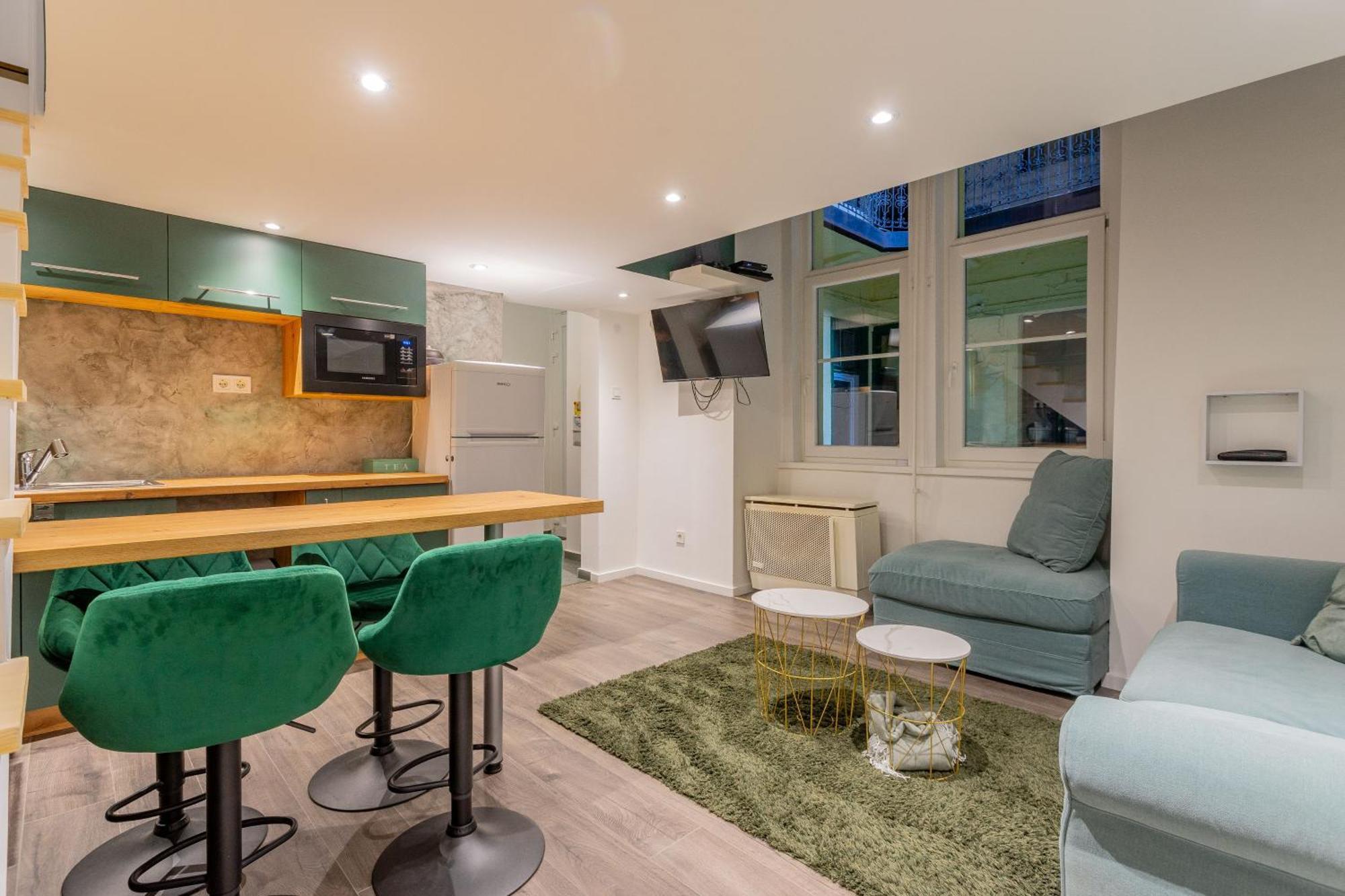 Full Equipment Designed Apartment In The Heart Of Budapest For 4 People Ngoại thất bức ảnh