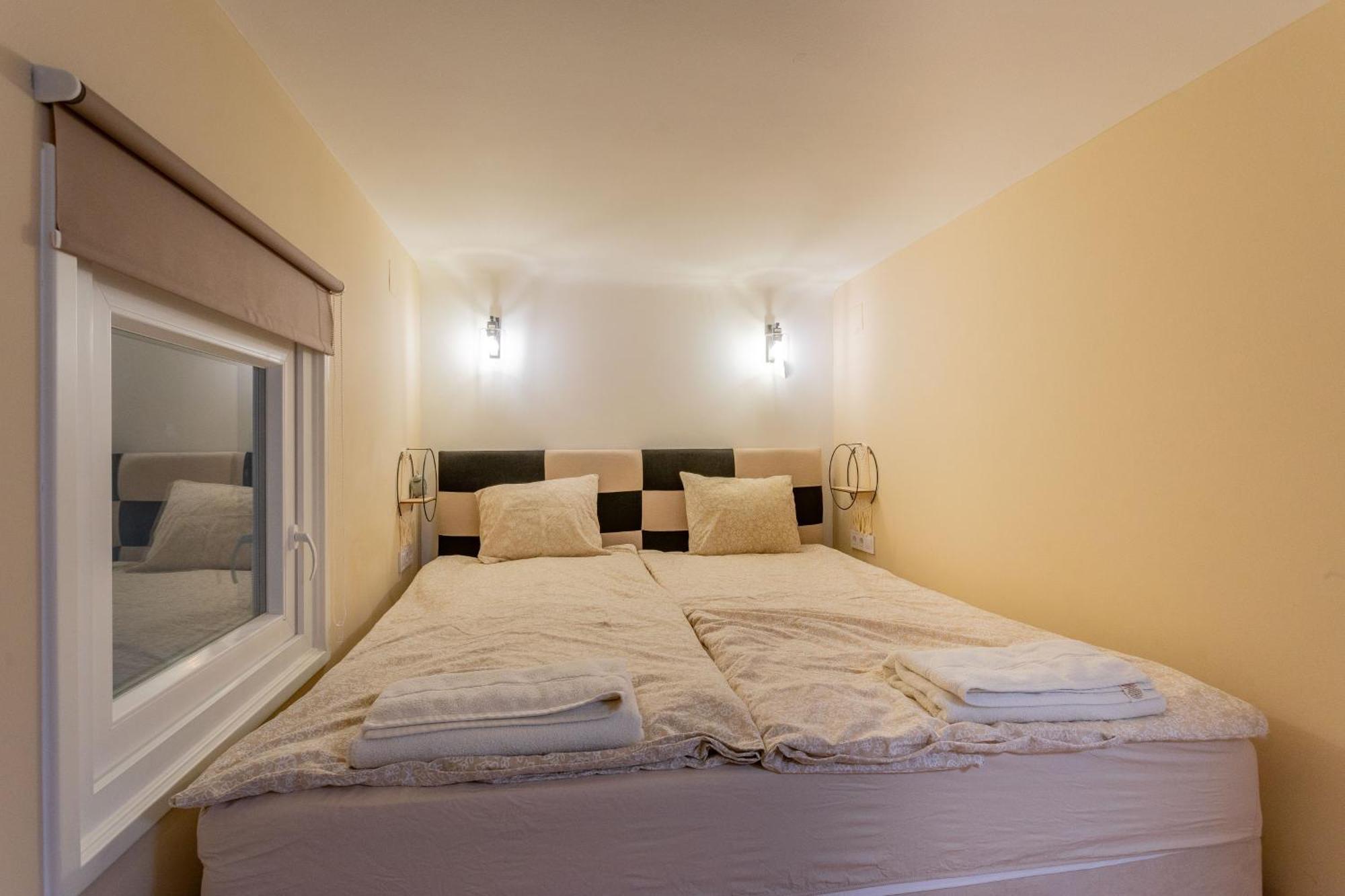 Full Equipment Designed Apartment In The Heart Of Budapest For 4 People Ngoại thất bức ảnh