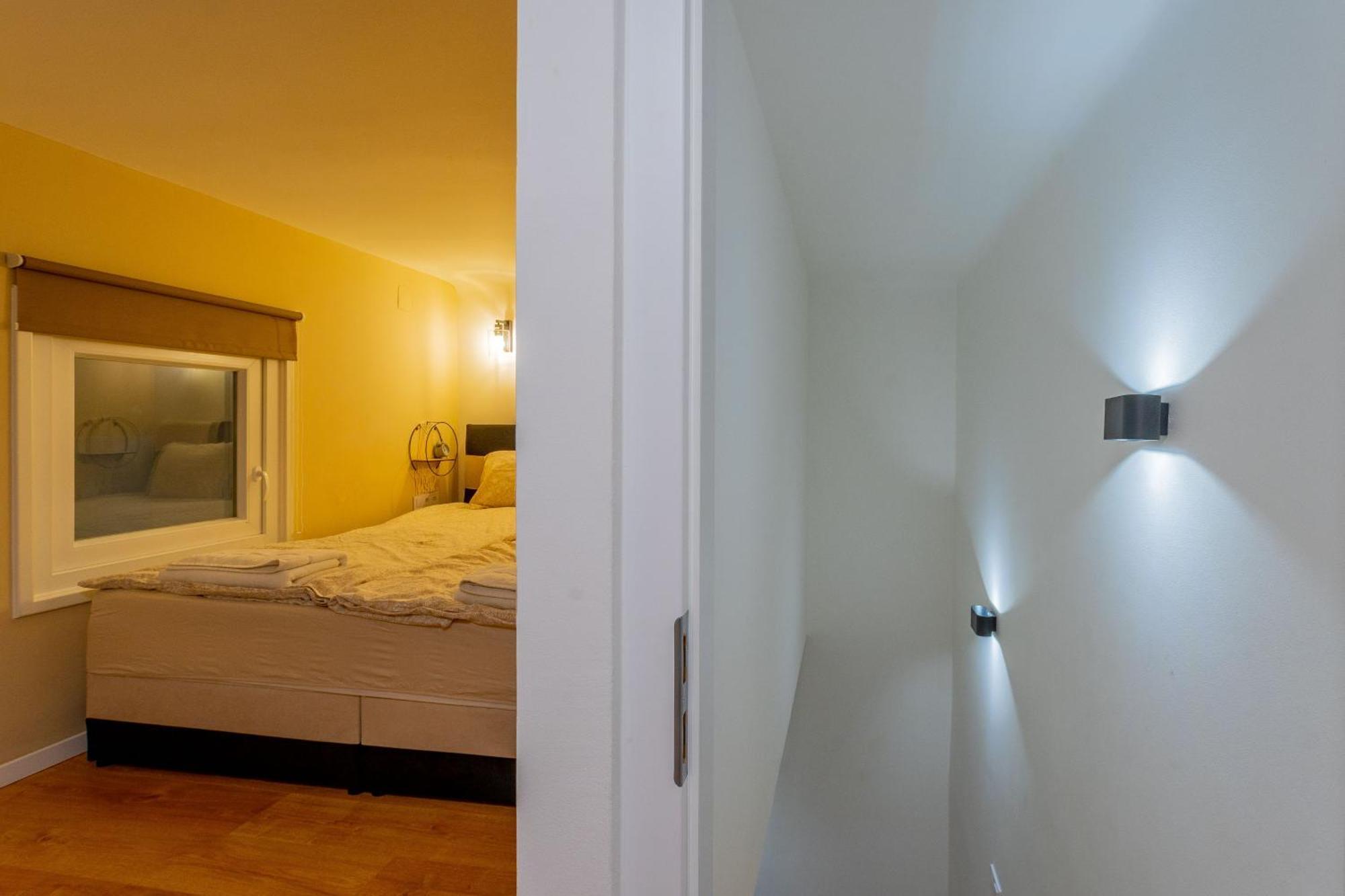 Full Equipment Designed Apartment In The Heart Of Budapest For 4 People Ngoại thất bức ảnh